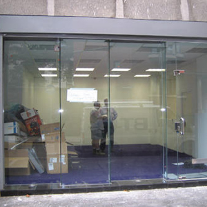 shop front door repair Santa Ana